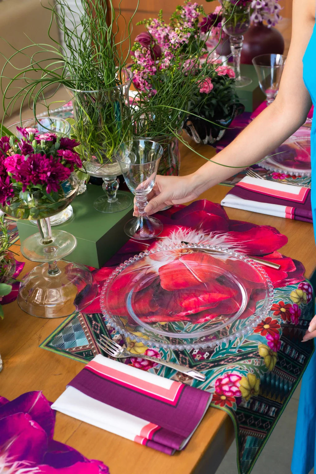 JOGO AMERICANO RETANGULAR DE TECIDO IMPERMEÁVEL - ESTAMPA FLORAL VERDE