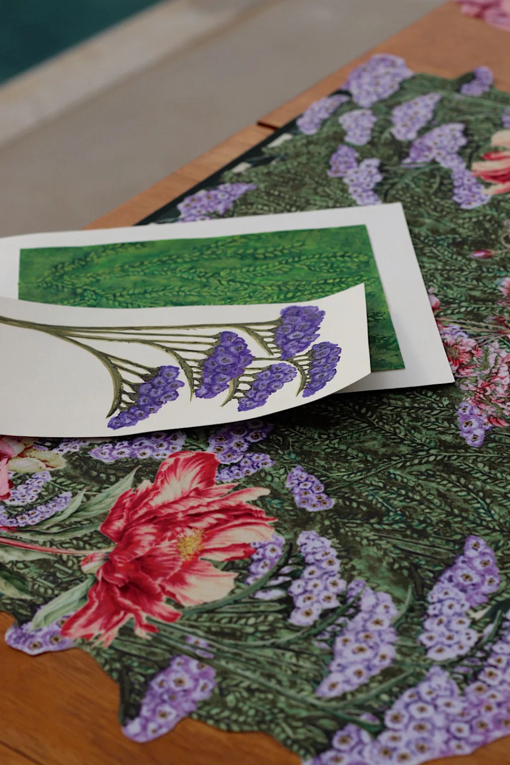 JOGO AMERICANO RETANGULAR DE TECIDO IMPERMEÁVEL - ESTAMPA LISA CAMPO