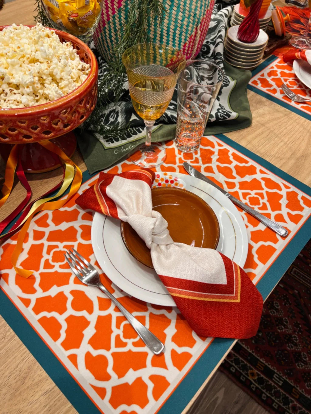 JOGO AMERICANO RETANGULAR DE TECIDO IMPERMEÁVEL - ESTAMPA MARROQUINA 