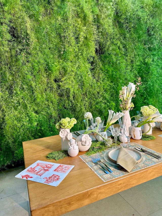 JOGO AMERICANO RETANGULAR DE TECIDO IMPERMEÁVEL - ESTAMPA URSINHOS LIBERTY NATALINO DOURADO CUENTO