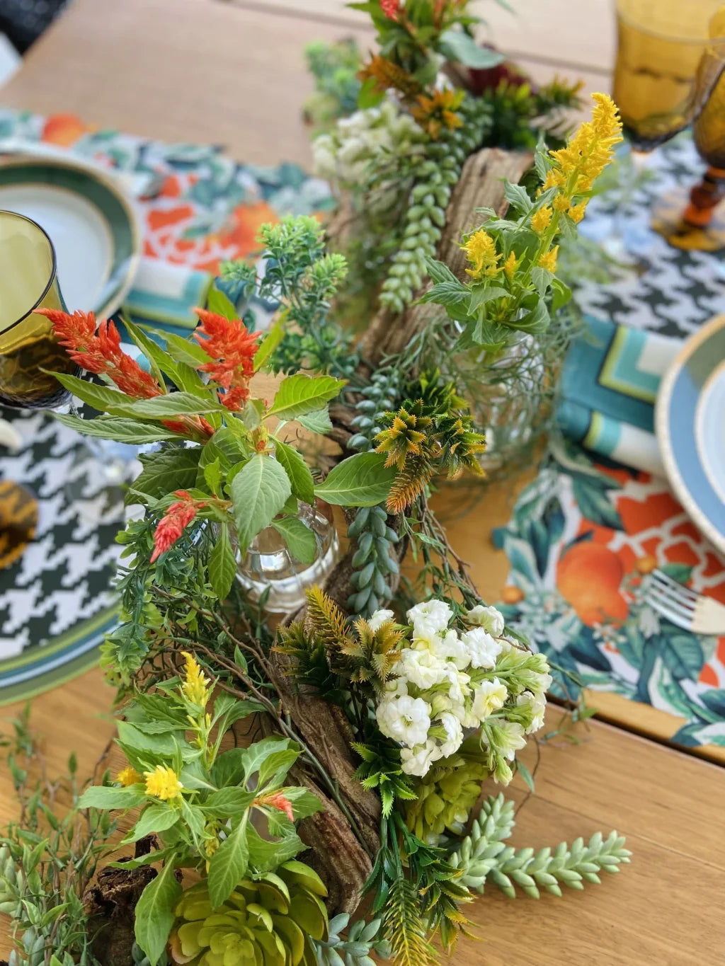 JOGO AMERICANO RETANGULAR DE TECIDO IMPERMEÁVEL - ESTAMPA MARROQUINA MANDARINA