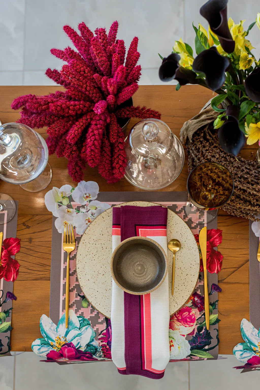 JOGO AMERICANO RETANGULAR DE TECIDO IMPERMEÁVEL - ESTAMPA PIED DE POULE ROSA