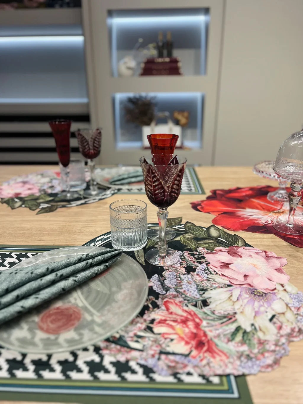 JOGO AMERICANO REDONDO DE TECIDO IMPERMEÁVEL - ESTAMPA LISA CAMPO