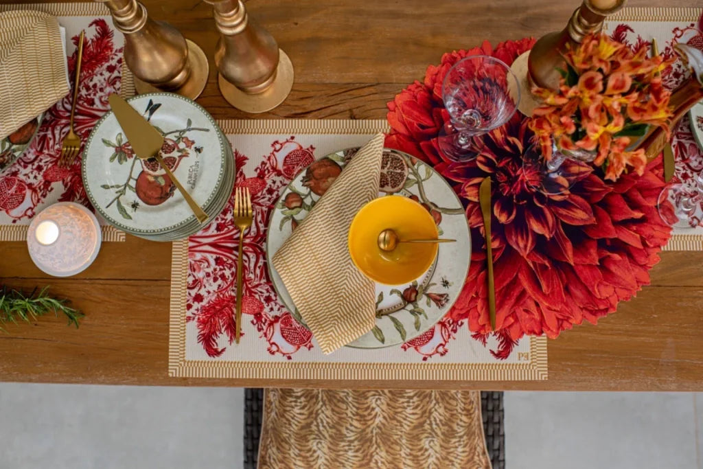 GUARDANAPO DE TECIDO EM LINHO DOURADO COM TOQUE MACIO - FAMÍLIA LA PAZ