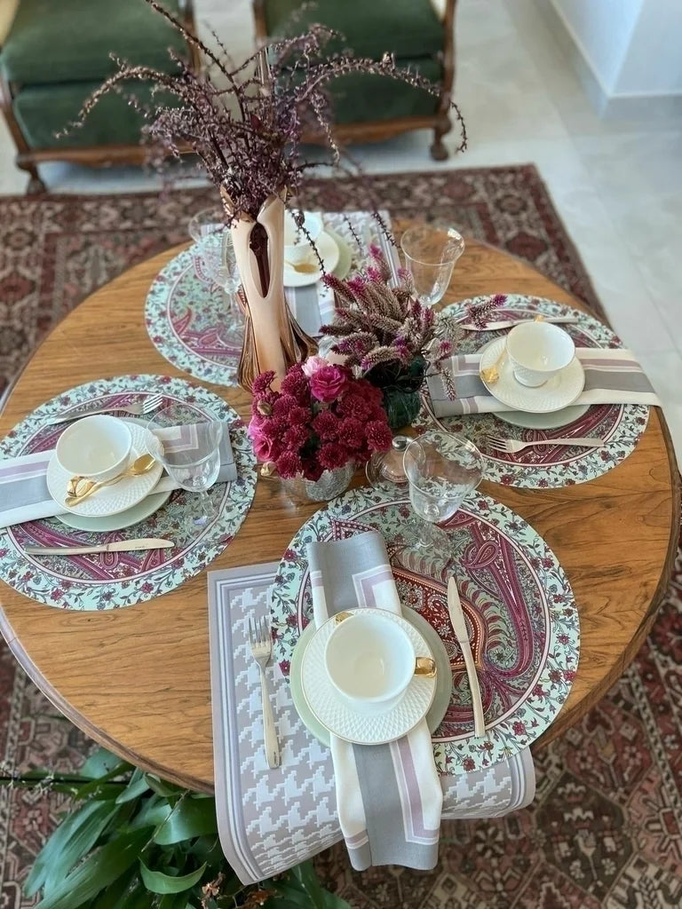 JOGO AMERICANO RETANGULAR DE TECIDO IMPERMEÁVEL - ESTAMPA PIED DE POULE CINZA