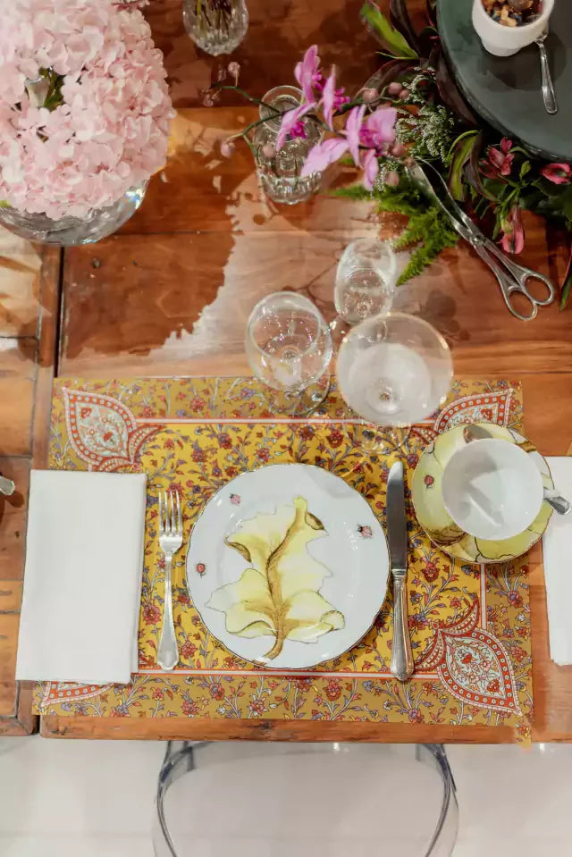 JOGO AMERICANO RETANGULAR DE TECIDO IMPERMEÁVEL - ESTAMPA CASHMERE AÇAFRÃO 