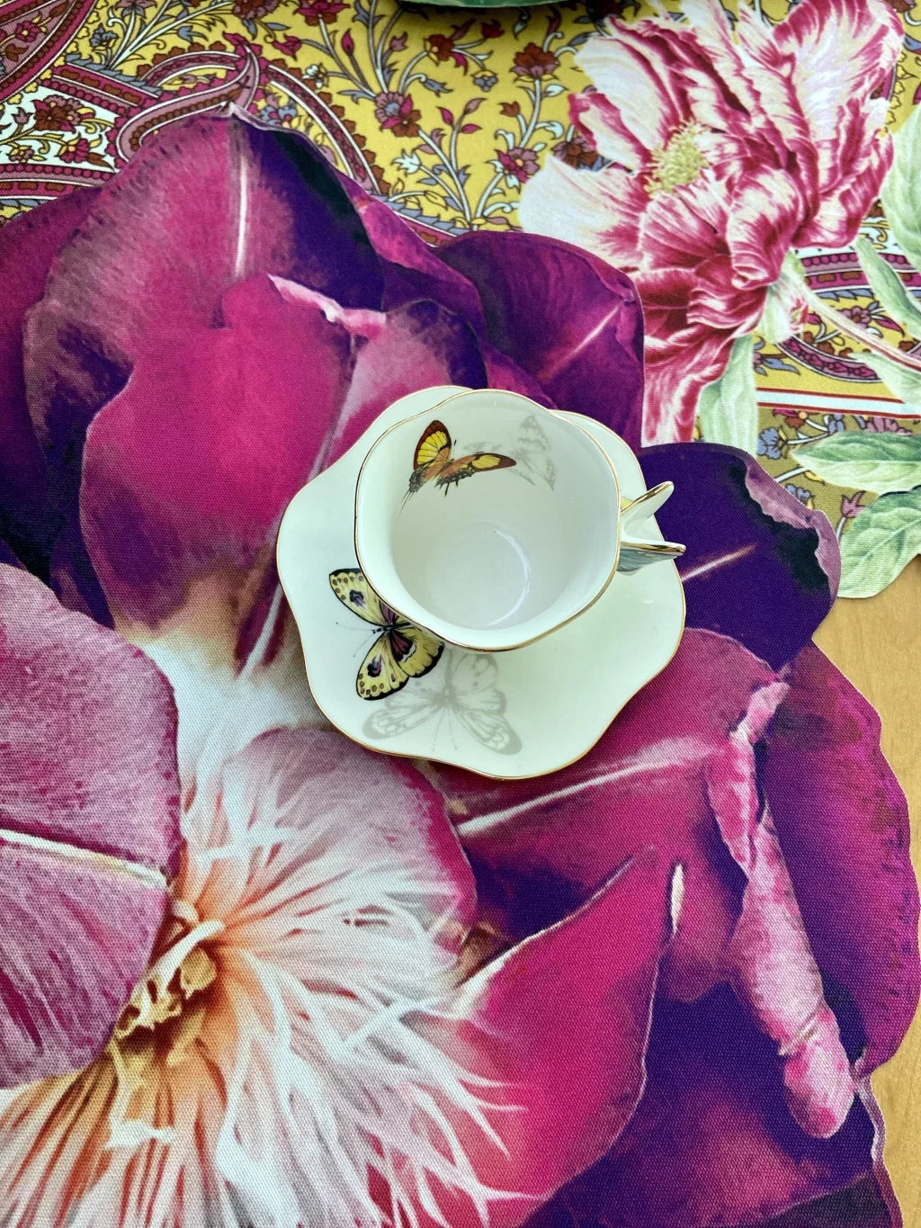 JOGO AMERICANO FLOR VIDA DE TECIDO IMPERMEÁVEL - ESTAMPA PINK