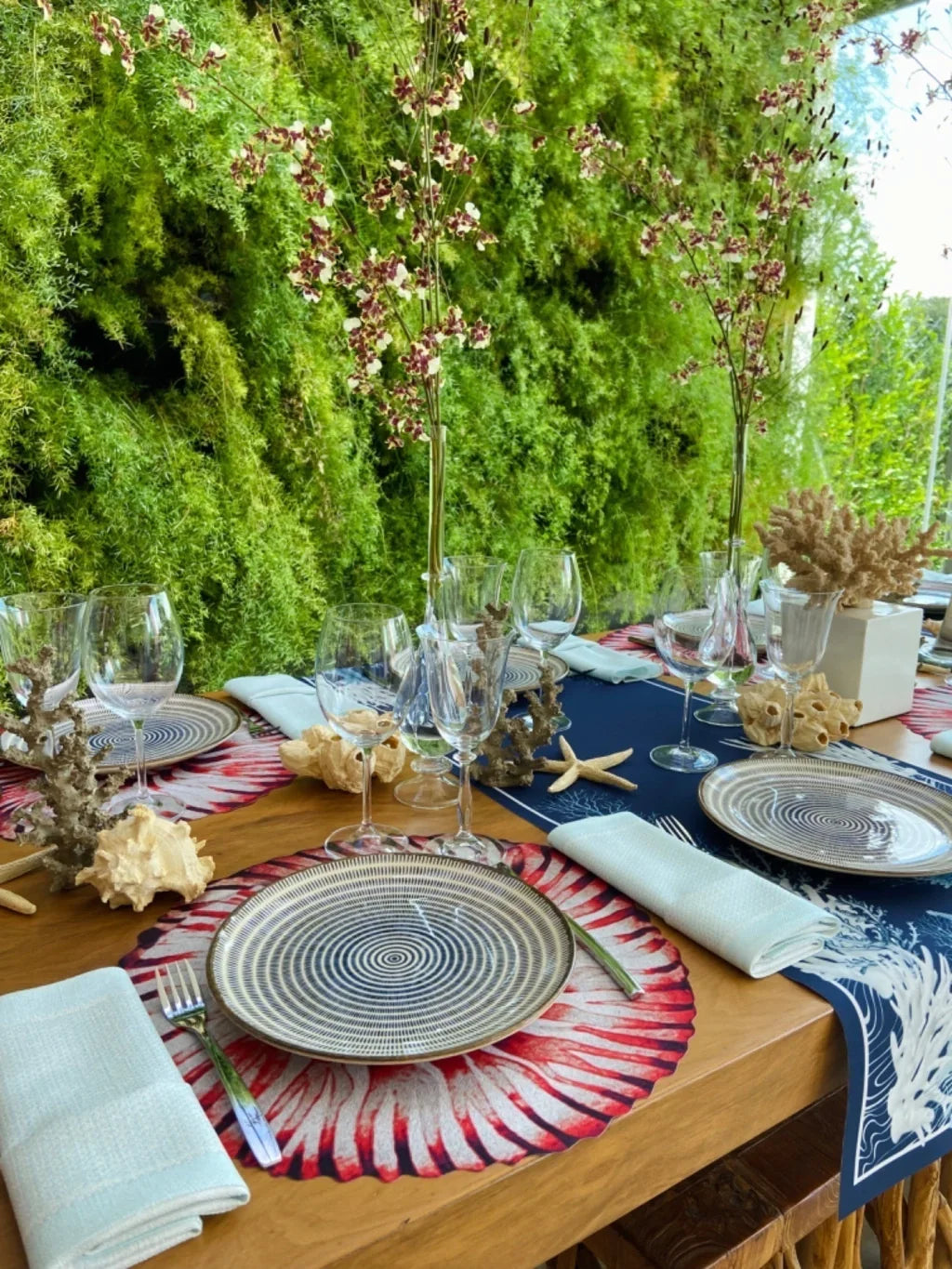 JOGO AMERICANO CONCHA DE TECIDO IMPERMEÁVEL - ESTAMPA VERMELHA MAR