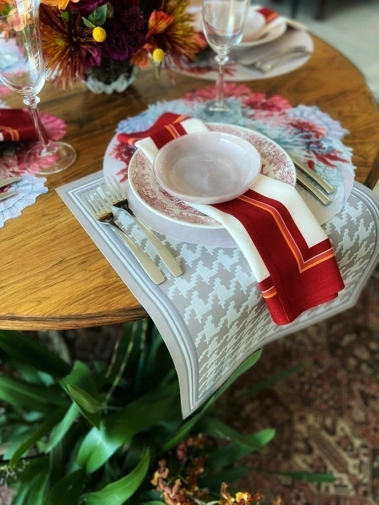 JOGO AMERICANO RETANGULAR DE TECIDO IMPERMEÁVEL - ESTAMPA PIED DE POULE CINZA