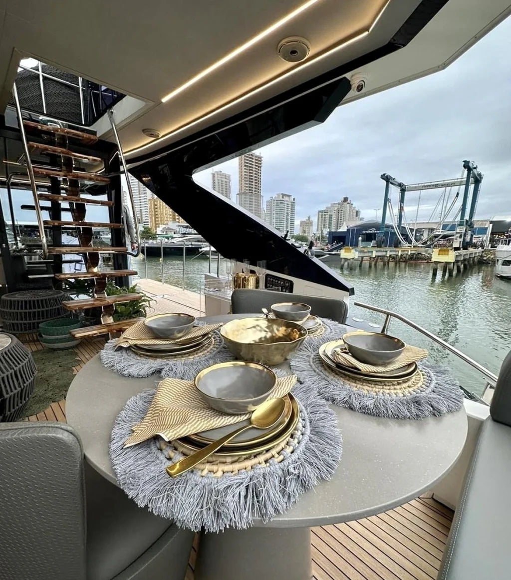 GUARDANAPO DE TECIDO EM LINHO DOURADO COM TOQUE MACIO - FAMÍLIA LA PAZ