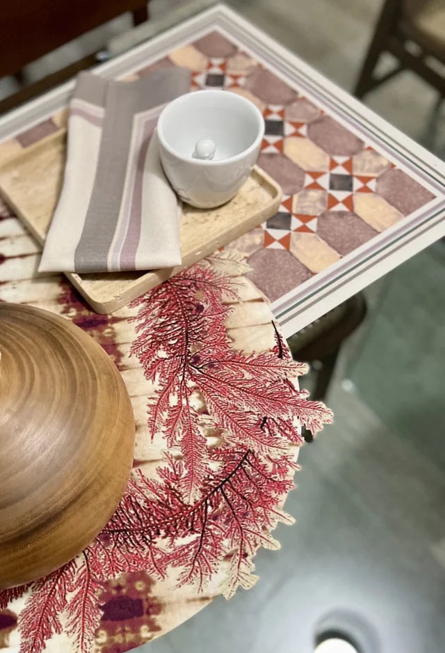 JOGO AMERICANO RETANGULAR DE TECIDO IMPERMEÁVEL - ESTAMPA GEOMÉTRICA ABSTRATA