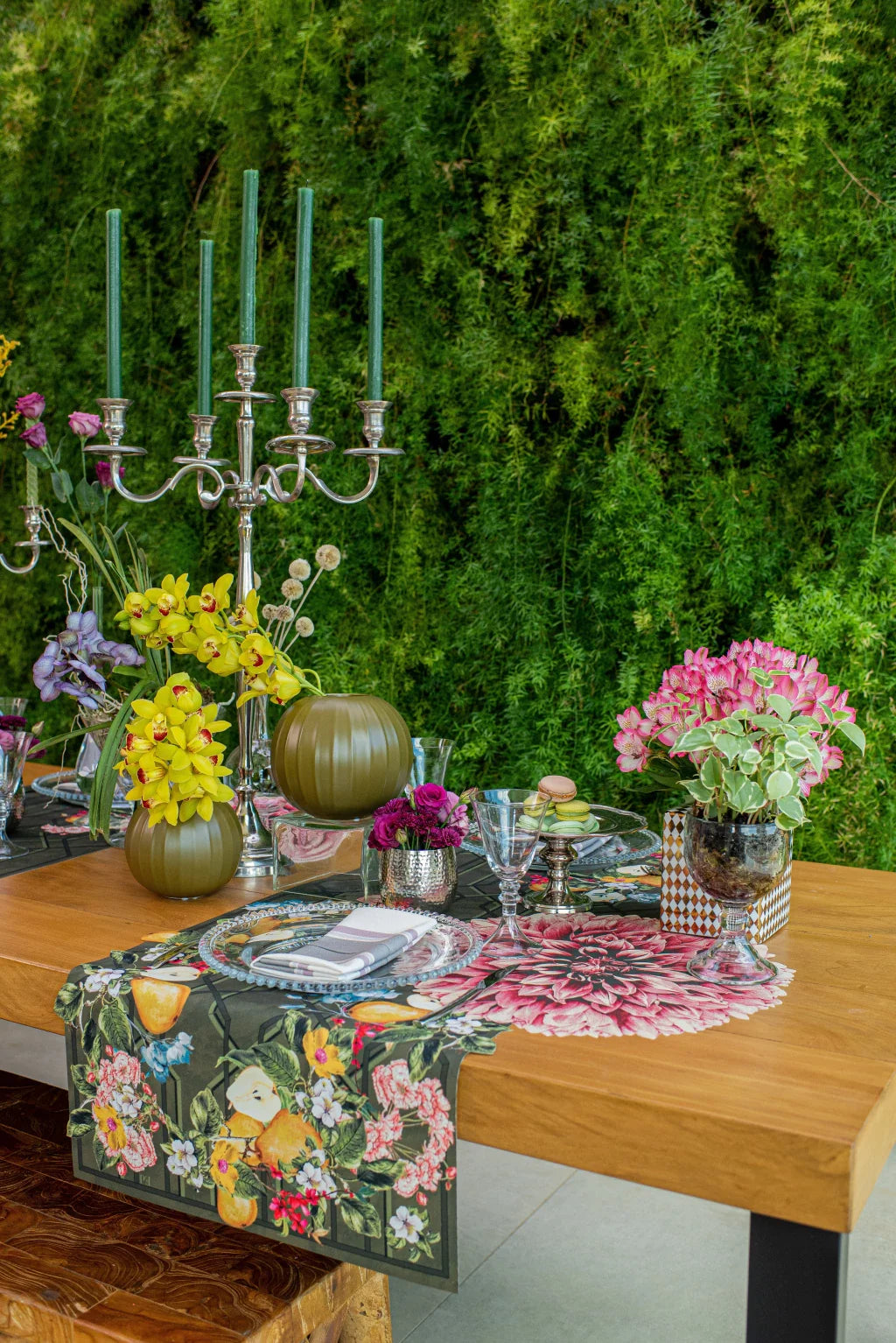 GUARDANAPO DE TECIDO EM LINHO CINZA COM TOQUE MACIO - FAMÍLIA EL BOSQUE
