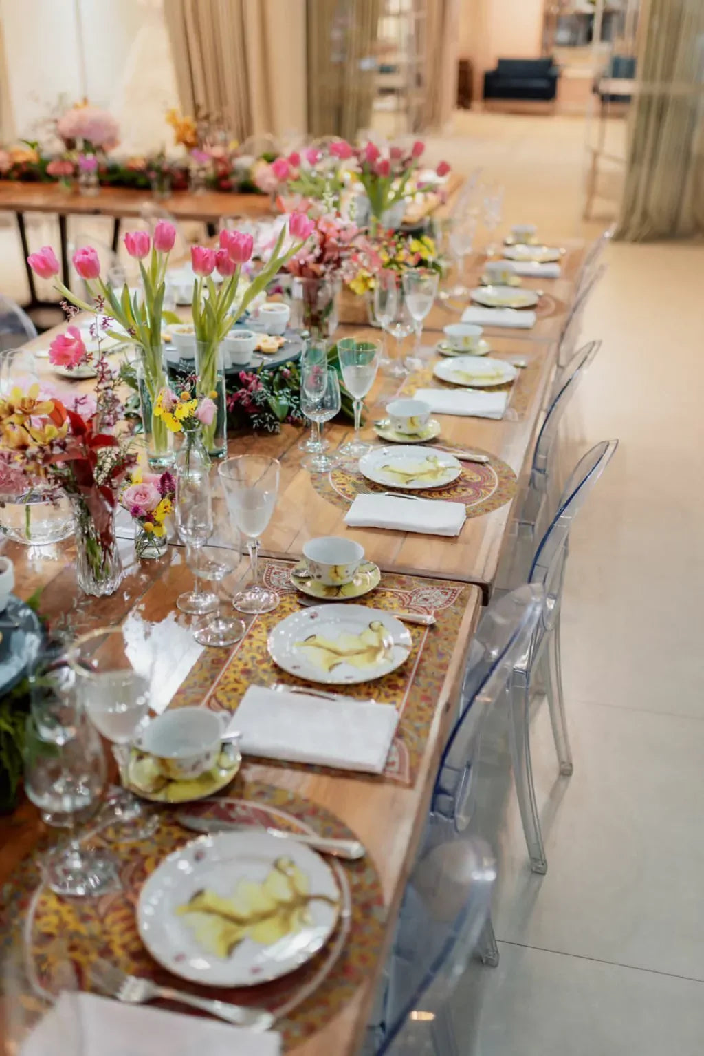 JOGO AMERICANO RETANGULAR DE TECIDO IMPERMEÁVEL - ESTAMPA CASHMERE AÇAFRÃO 