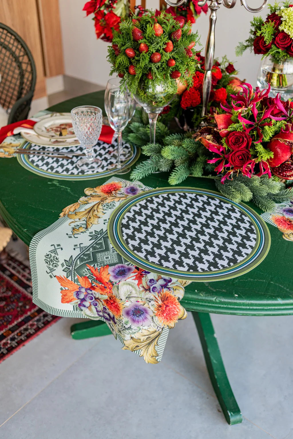 JOGO AMERICANO RETANGULAR DE TECIDO IMPERMEÁVEL - ESTAMPA PONTO CRUZ VERDE LA GLORIA