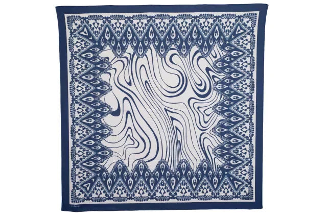 MANTEL ALMA - ESTAMPA PADRONAGENS IKAT E MAR AZUL OFF WHITE
