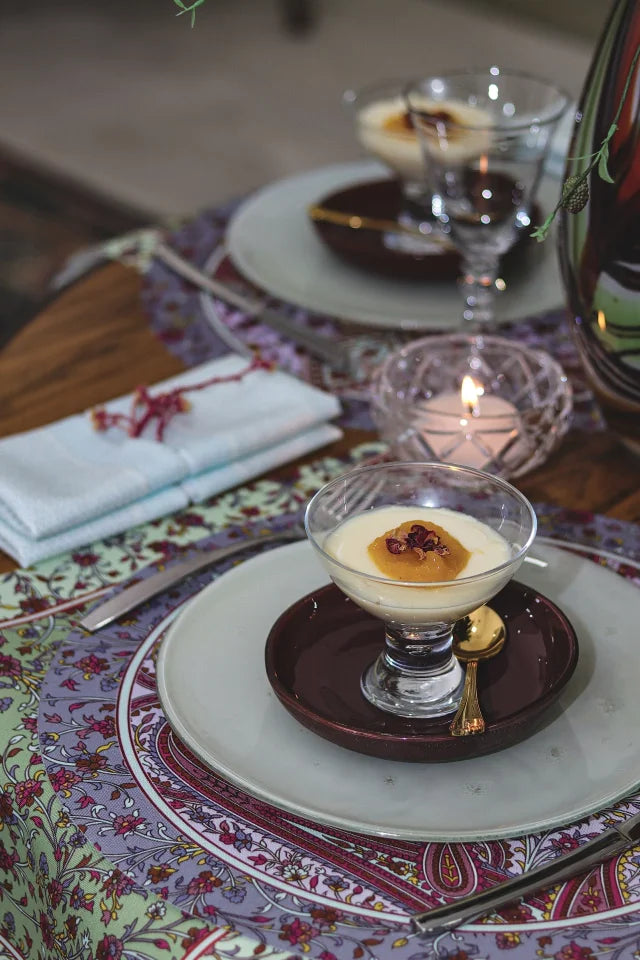 JOGO AMERICANO REDONDO DE TECIDO IMPERMEÁVEL - ESTAMPA CASHMERE LILÁS