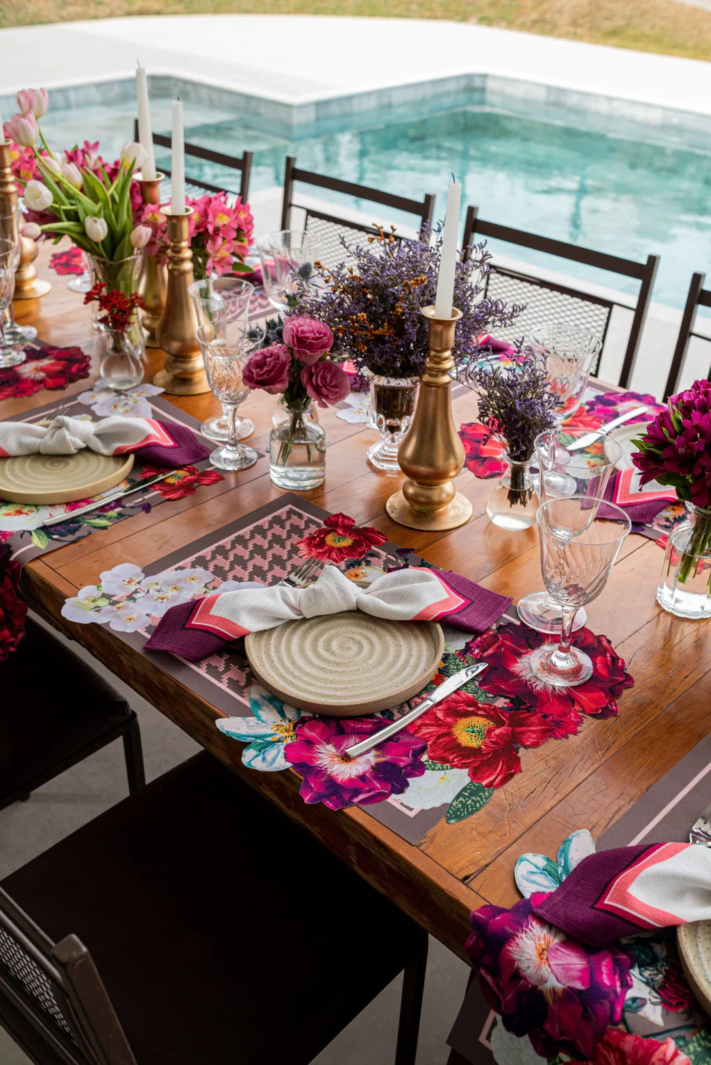 JOGO AMERICANO RETANGULAR DE TECIDO IMPERMEÁVEL - ESTAMPA PIED DE POULE ROSA