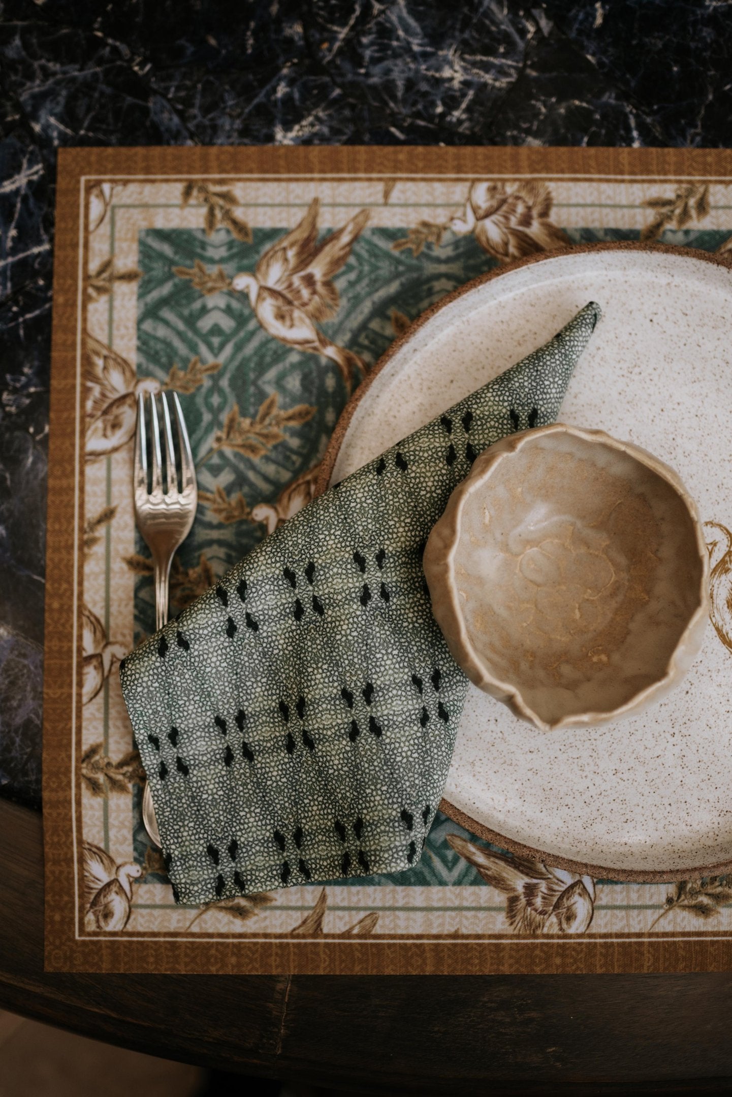 JOGO AMERICANO RETANGULAR DE TECIDO IMPERMEÁVEL - ESTAMPA LIBERTY ESPÍRITO SANTO CUENTO