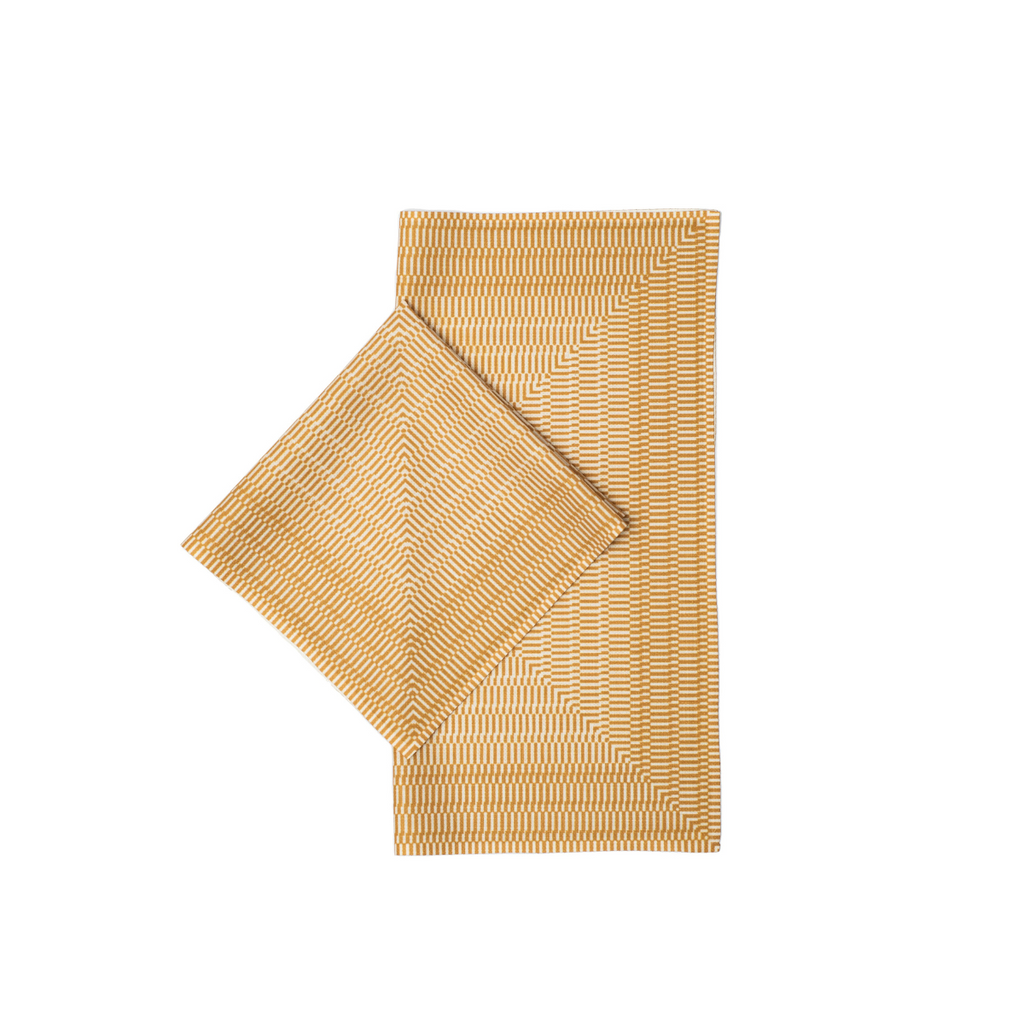 GUARDANAPO DE TECIDO EM LINHO DOURADO COM TOQUE MACIO - FAMÍLIA LA PAZ